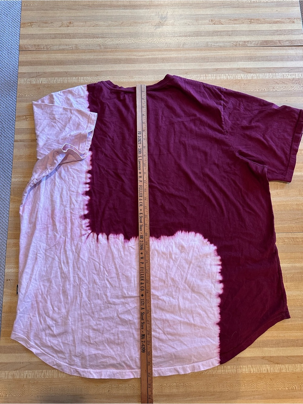 Men's Short Sleeve Tie-Dye Tee in Pink & Burgundy